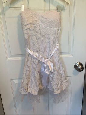 Strapless Cream Floral Lace Party Dress with Satin Waist Tie